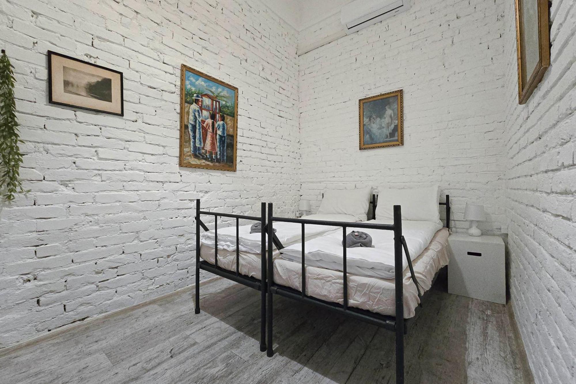 Wolf Apartment With Terrace Budapest Eksteriør billede